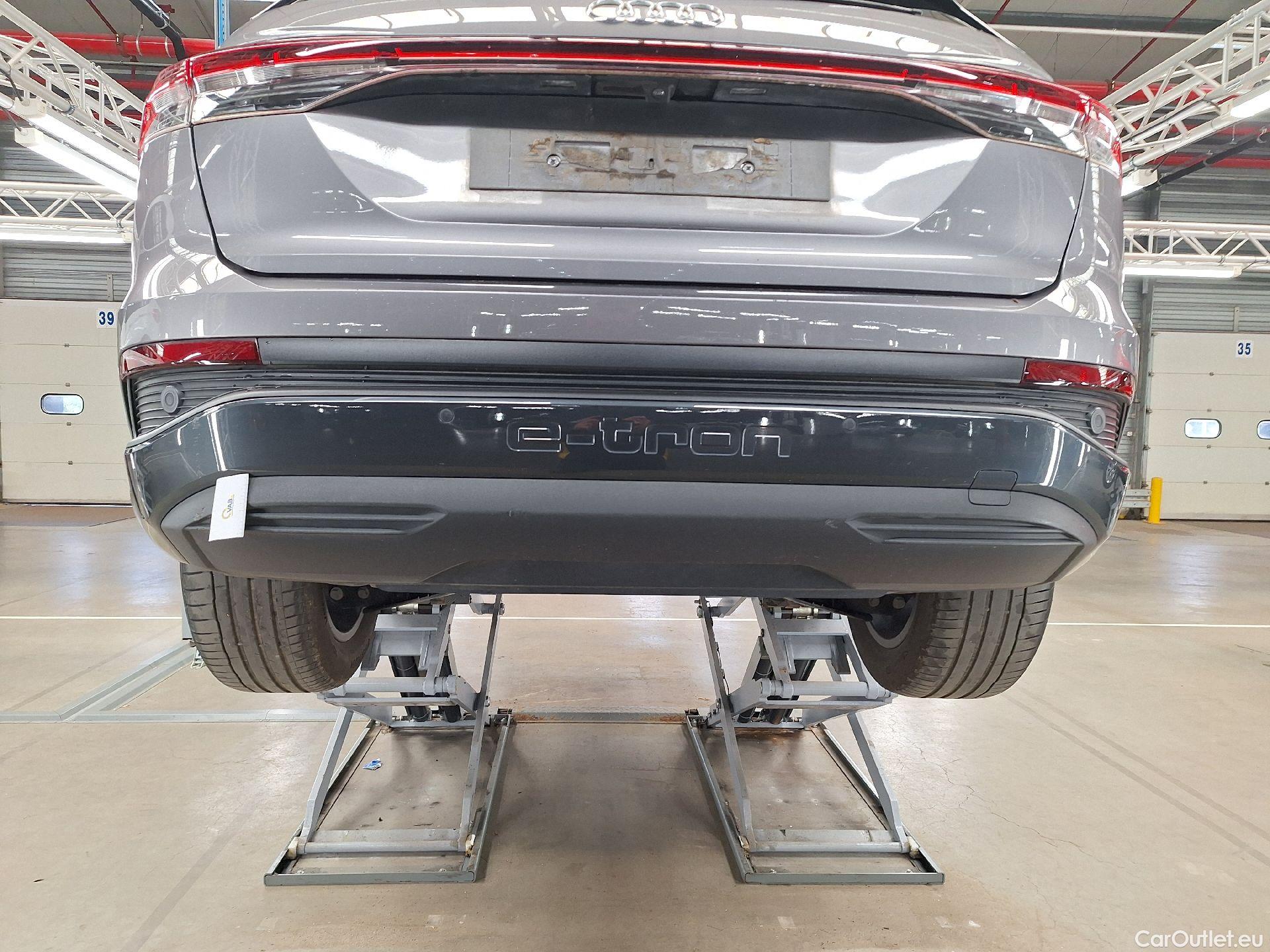  Audi  Q4 E-Tron Audi,  '21 BEV, Audi  40 e-tron Advanced 5d #21