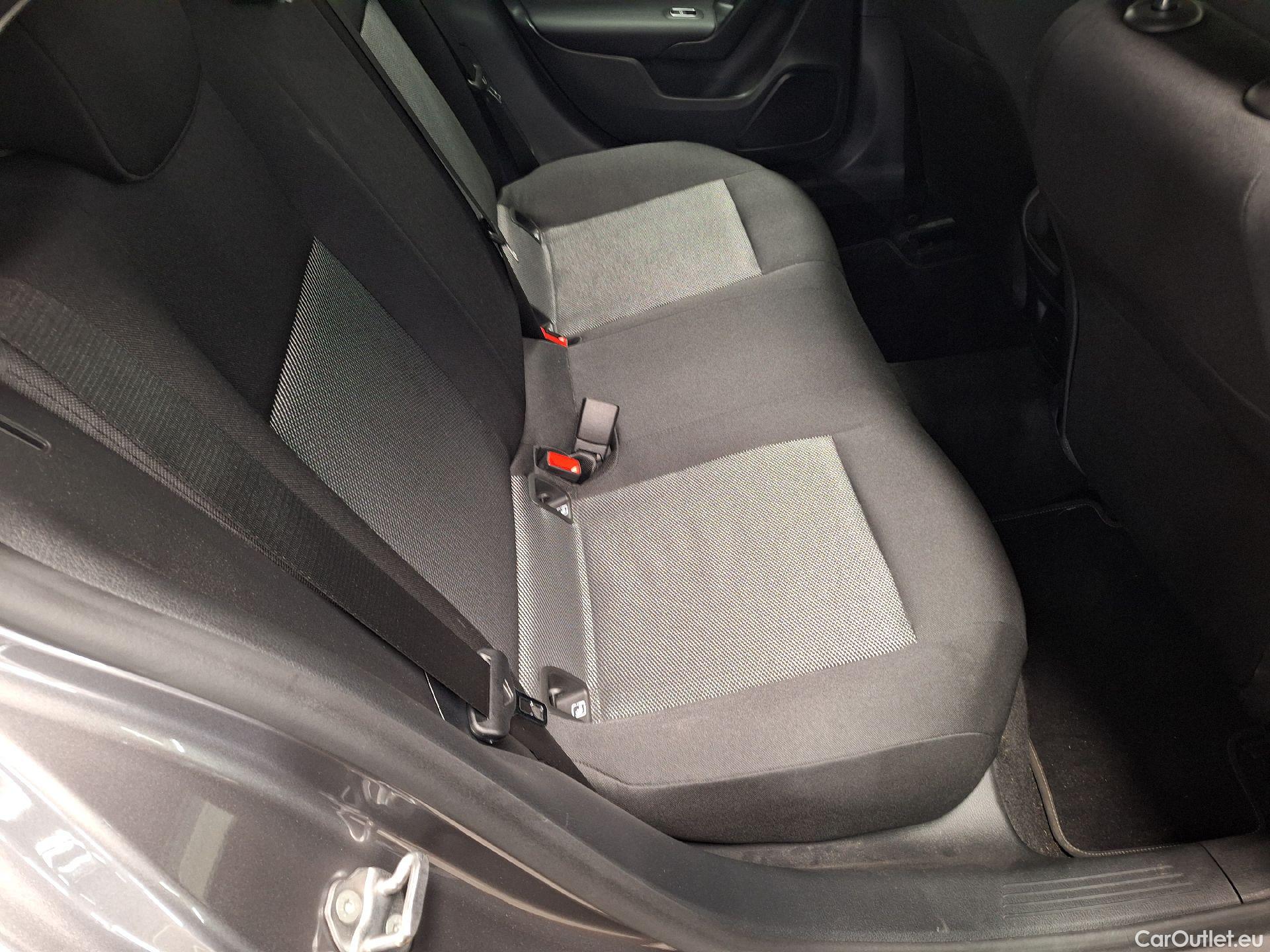  Mercedes  A-Klasse Mercedes, A-Class Berline '18, Mercedes-Benz  Limousine A 180d Business S #9