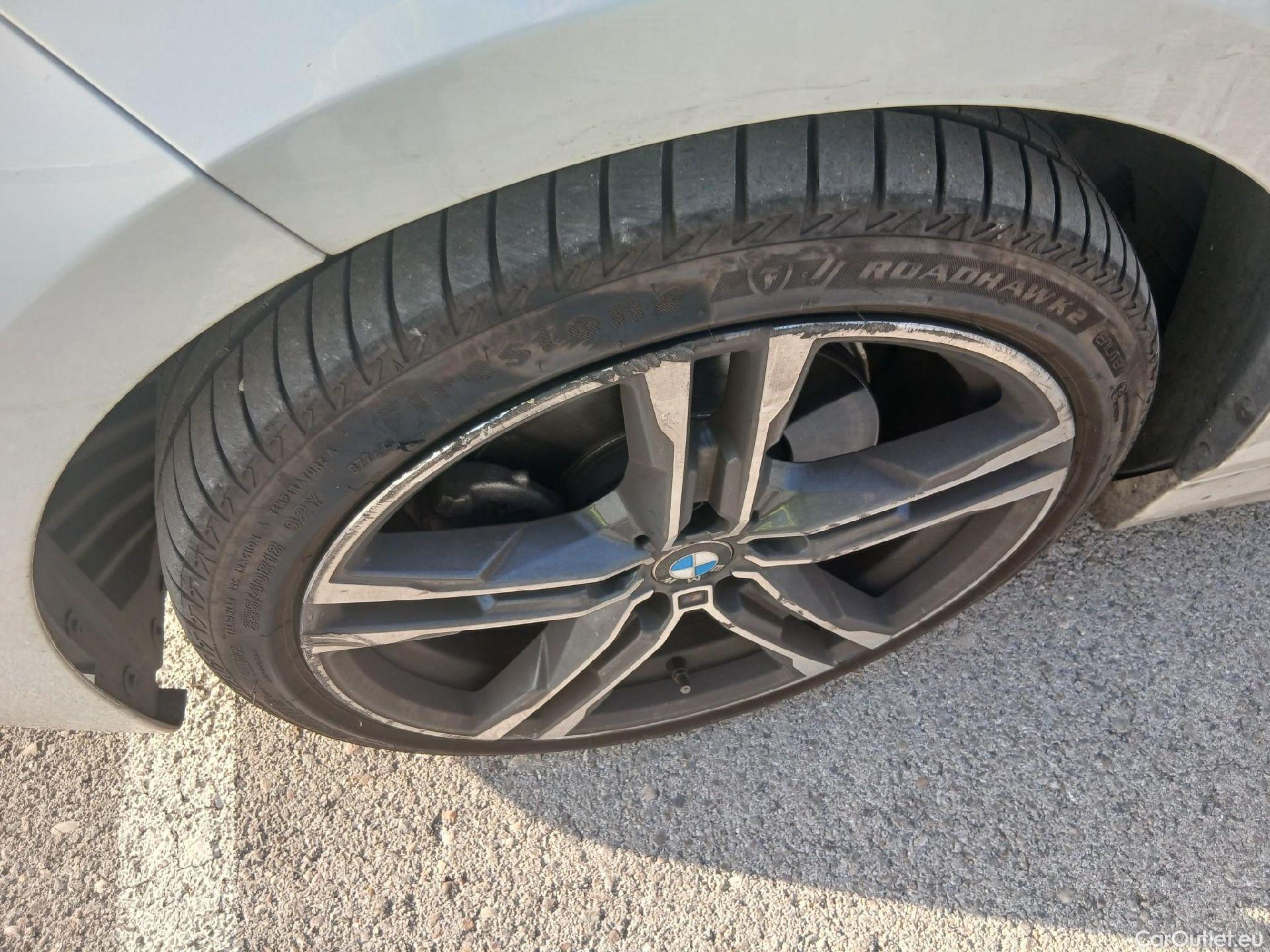  Bmw  Serie 1 BMW  / 2019 / 5P / berlina con portón 118d #10