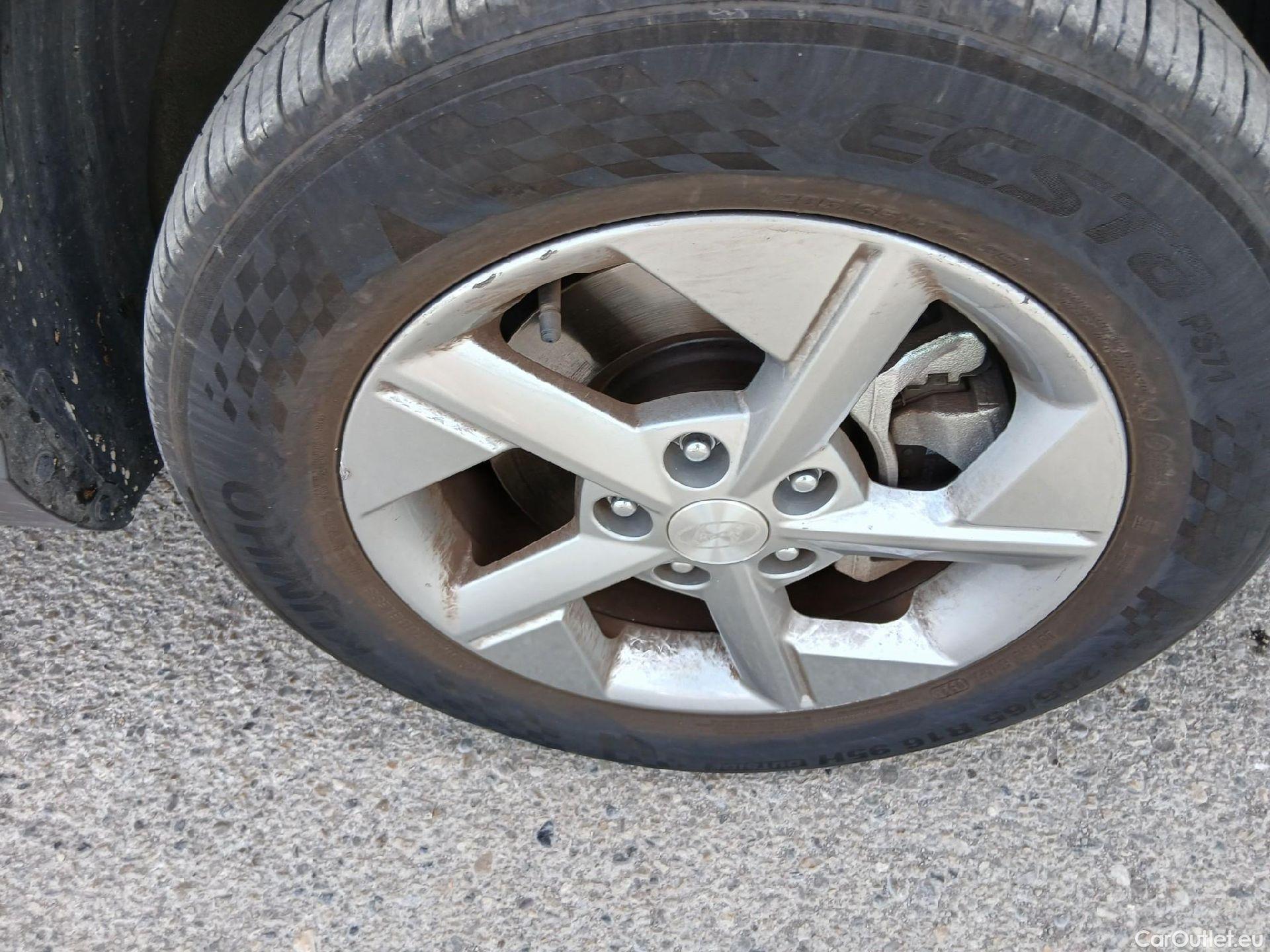  Hyundai  Konna HYUNDAI Kona / 2023 / 5P / todoterreno 1.6 GDI HEV Maxx DCT #17