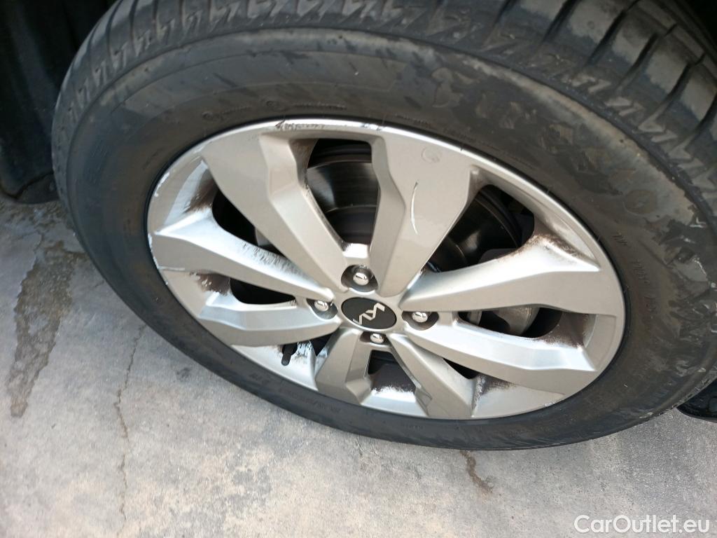  KIA  STONIC KIA  / 2017 / 5P / todoterreno 1.0 T-GDi 74kW MHEV iMT Concept Plus(SL)(SP) #11