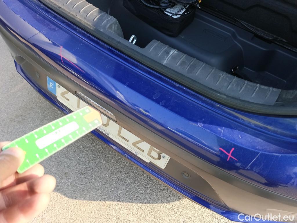  Hyundai   Ioniq HYUNDAI / 2019 / 5P / berlina con portón 1.6 GDI PHEV Tecno DCT #26