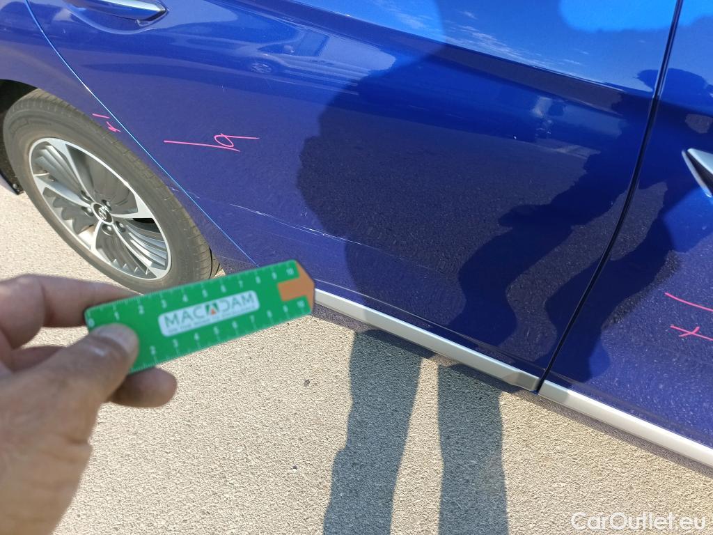  Hyundai   Ioniq HYUNDAI / 2019 / 5P / berlina con portón 1.6 GDI PHEV Tecno DCT #7
