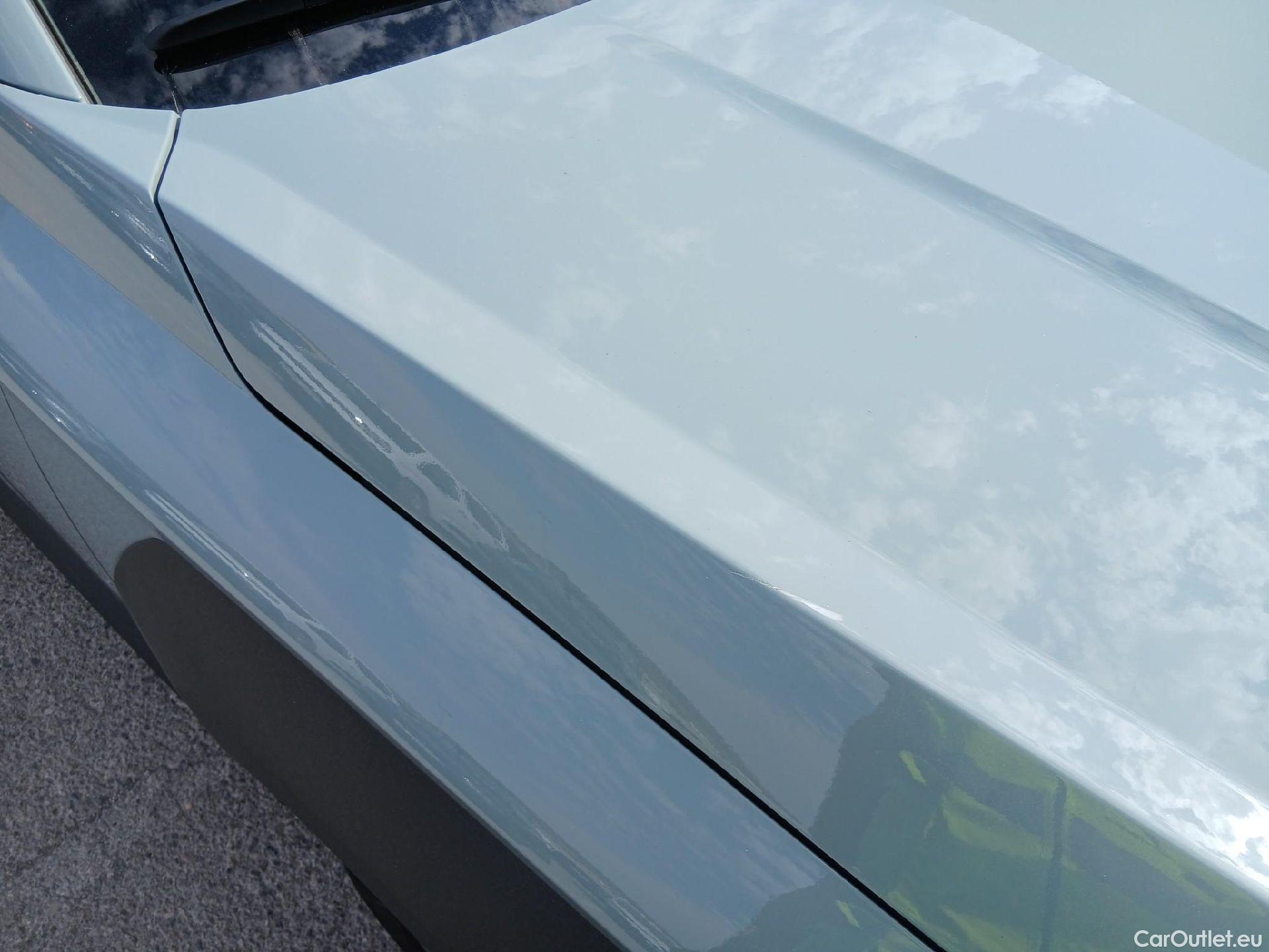 Hyundai  Konna HYUNDAI Kona / 2023 / 5P / todoterreno 1.6 GDI HEV Maxx DCT #1