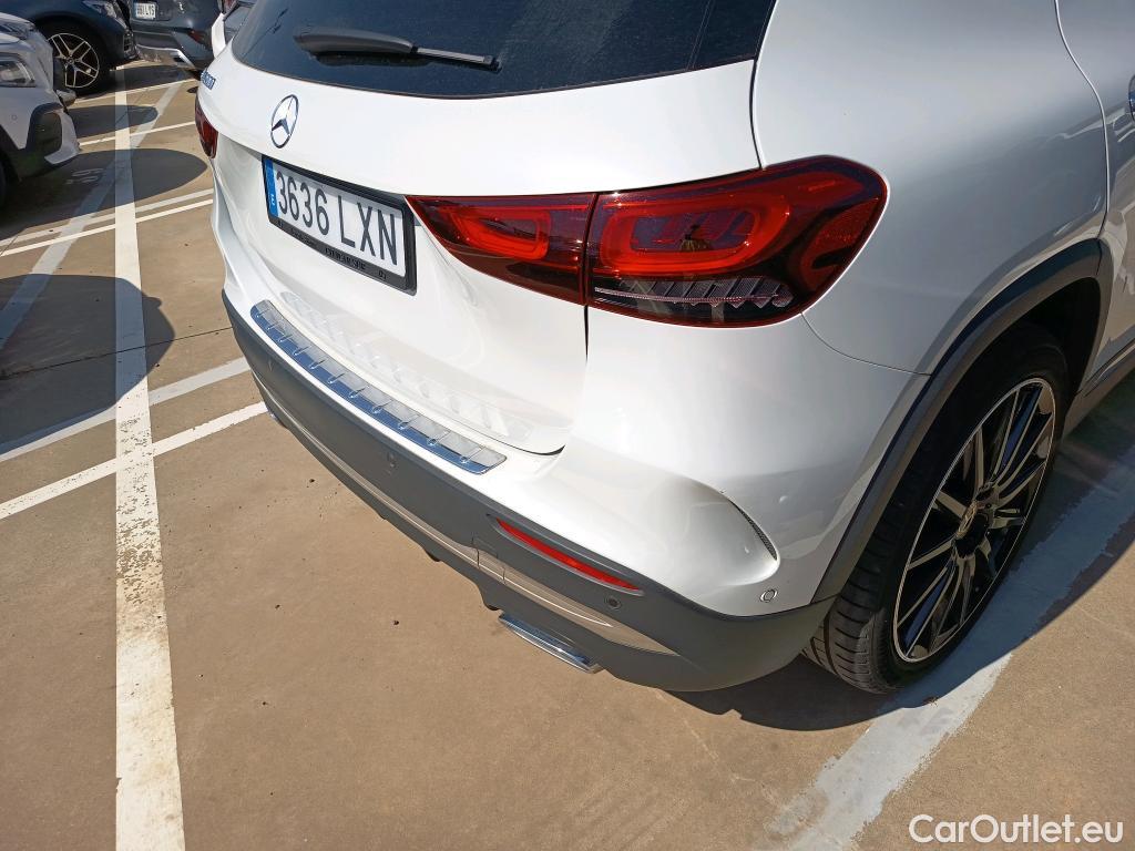  Mercedes  GLA MERCEDES-BENZ  / 2020 / 5P / todoterreno  200 #16