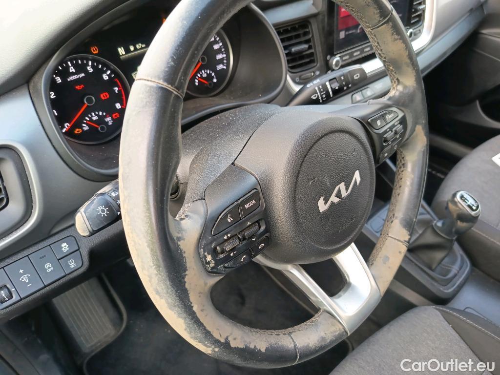  KIA  STONIC KIA  / 2017 / 5P / todoterreno 1.0 T-GDi 74kW MHEV iMT Concept Plus(SL)(SP) #7