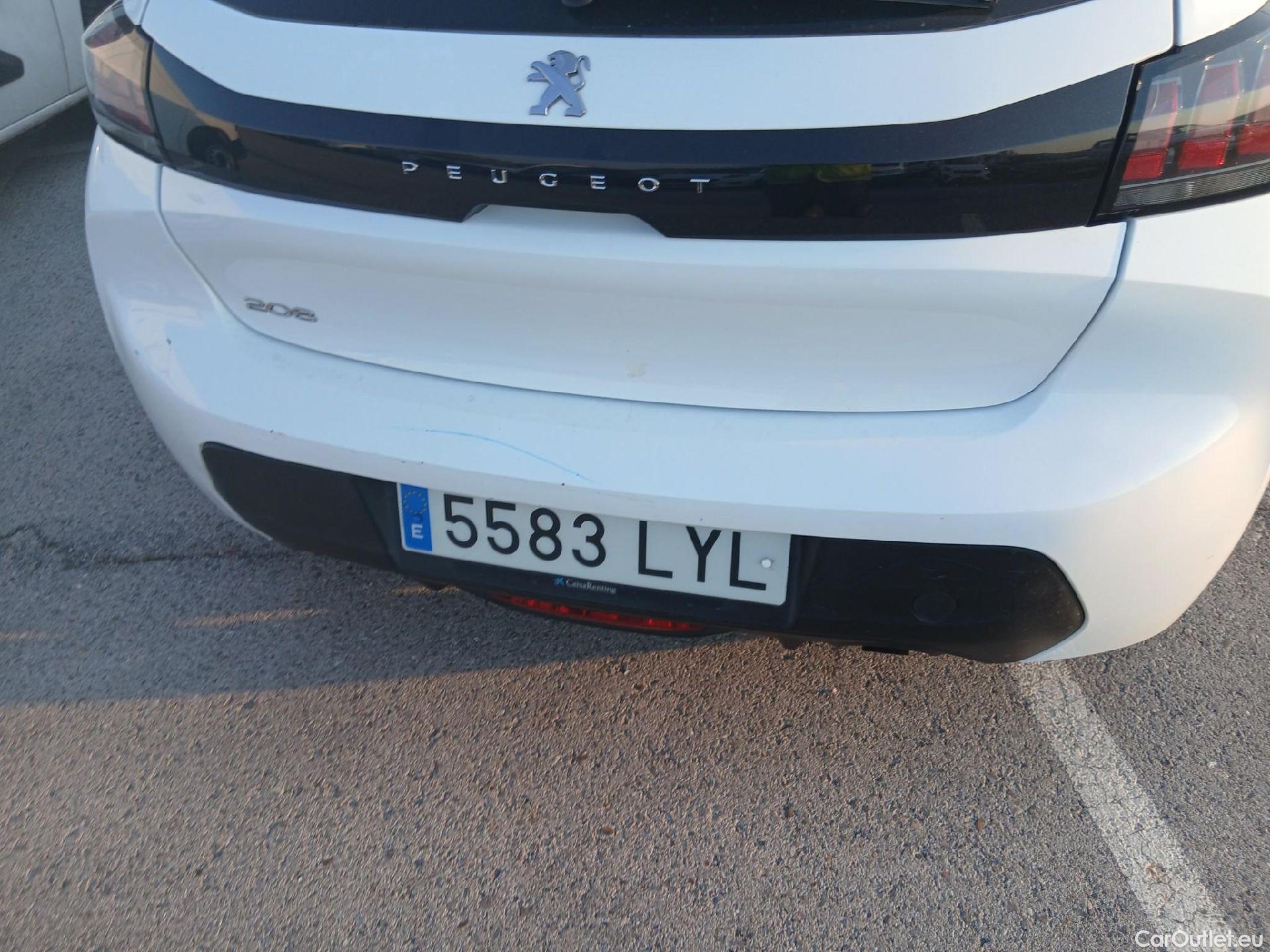  Peugeot  208 PEUGEOT  / 2019 / 5P / berlina con portón BlueHDi 73kW (100CV) Active #18
