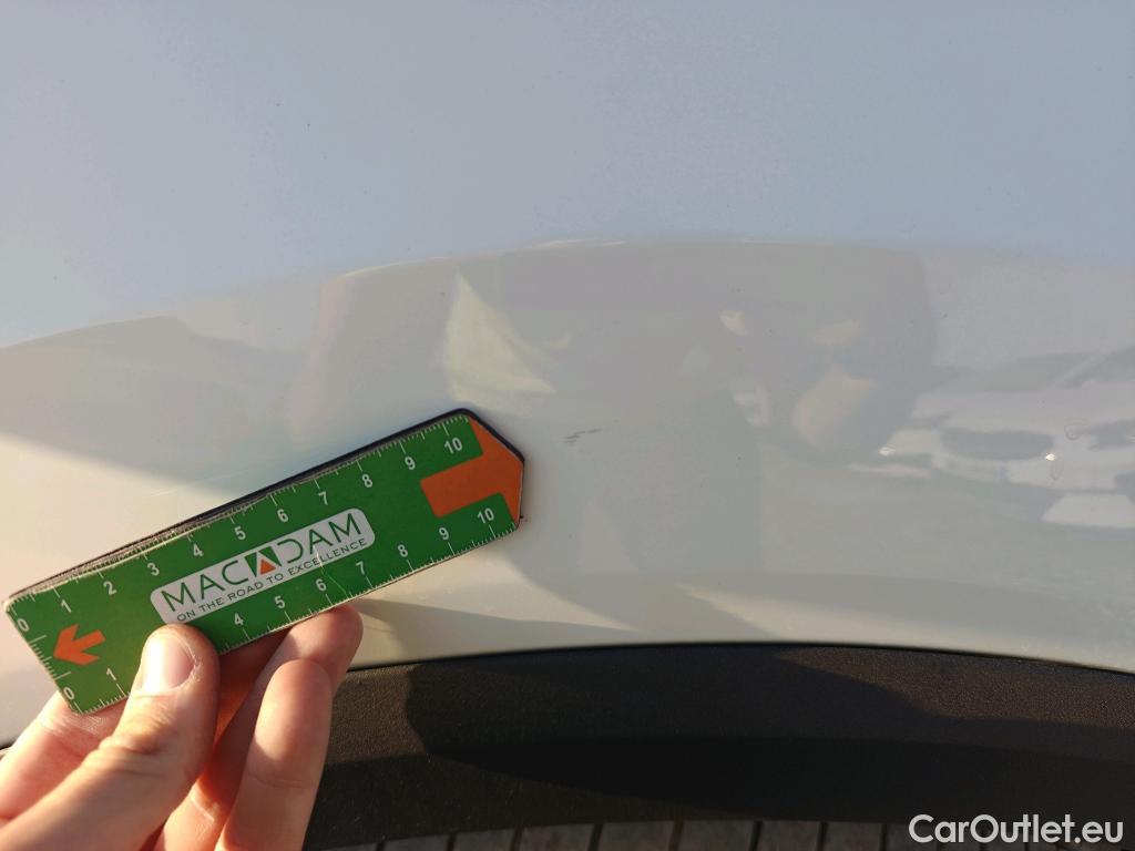  Citroen  C4 CITROEN  / 2020 / 5P / berlina con portón BlueHdi 110 S&S Live Pack #42