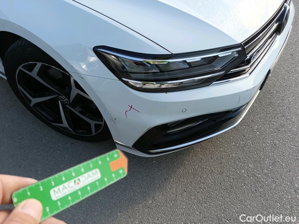  Volkswagen  Passat VOLKSWAGEN  / 2019 / 5P / familiar Variant R-Line 2.0 TDI 110kW DSG #17