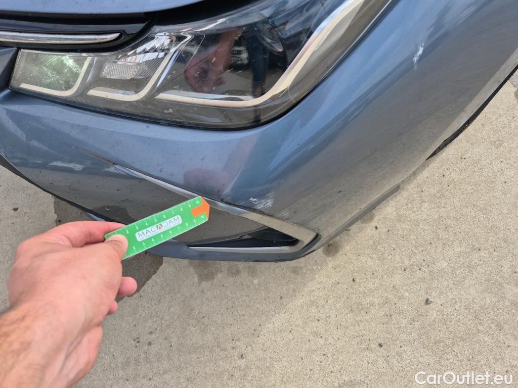  Toyota  Corolla TOYOTA  / 2019 / 4P / sedán 1.8 125H BUSINESS P E-CVT SEDAN Rueda Re #25