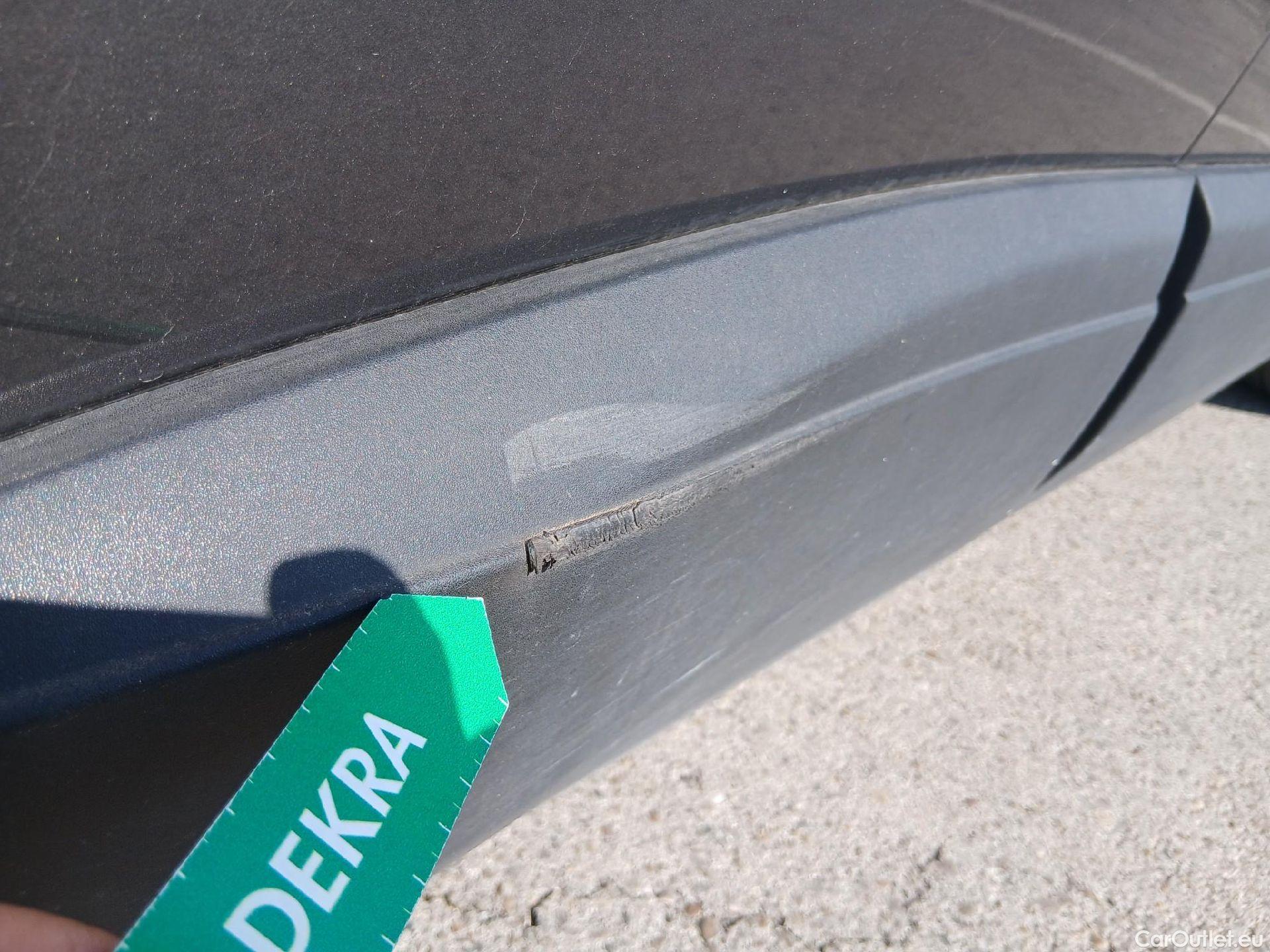  Peugeot  3008 PEUGEOT  / 2020 / 5P / todoterreno 1.5 BlueHDi 96kW (130CV) S&S Active Pack (AC3) #47