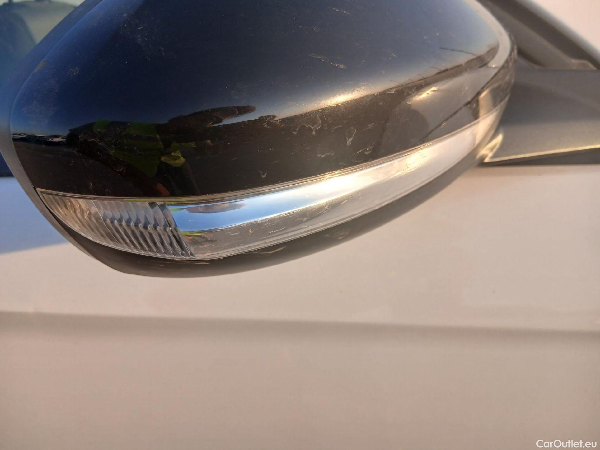  Opel  Corsa OPEL  / 2019 / 5P / berlina con portón 1.2 XEL 55kW (75CV) Edition #15