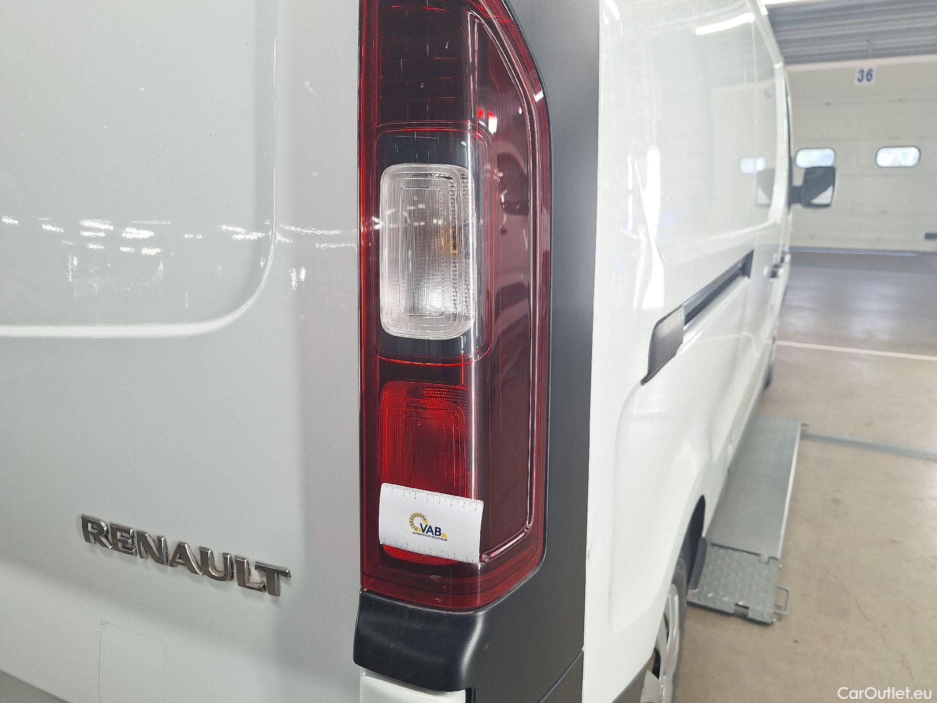  Renault  Trafic Renault, _ '14, Renault  L2H1 1.6 dCi 95 Gr. Confort 2.9T 4d #29