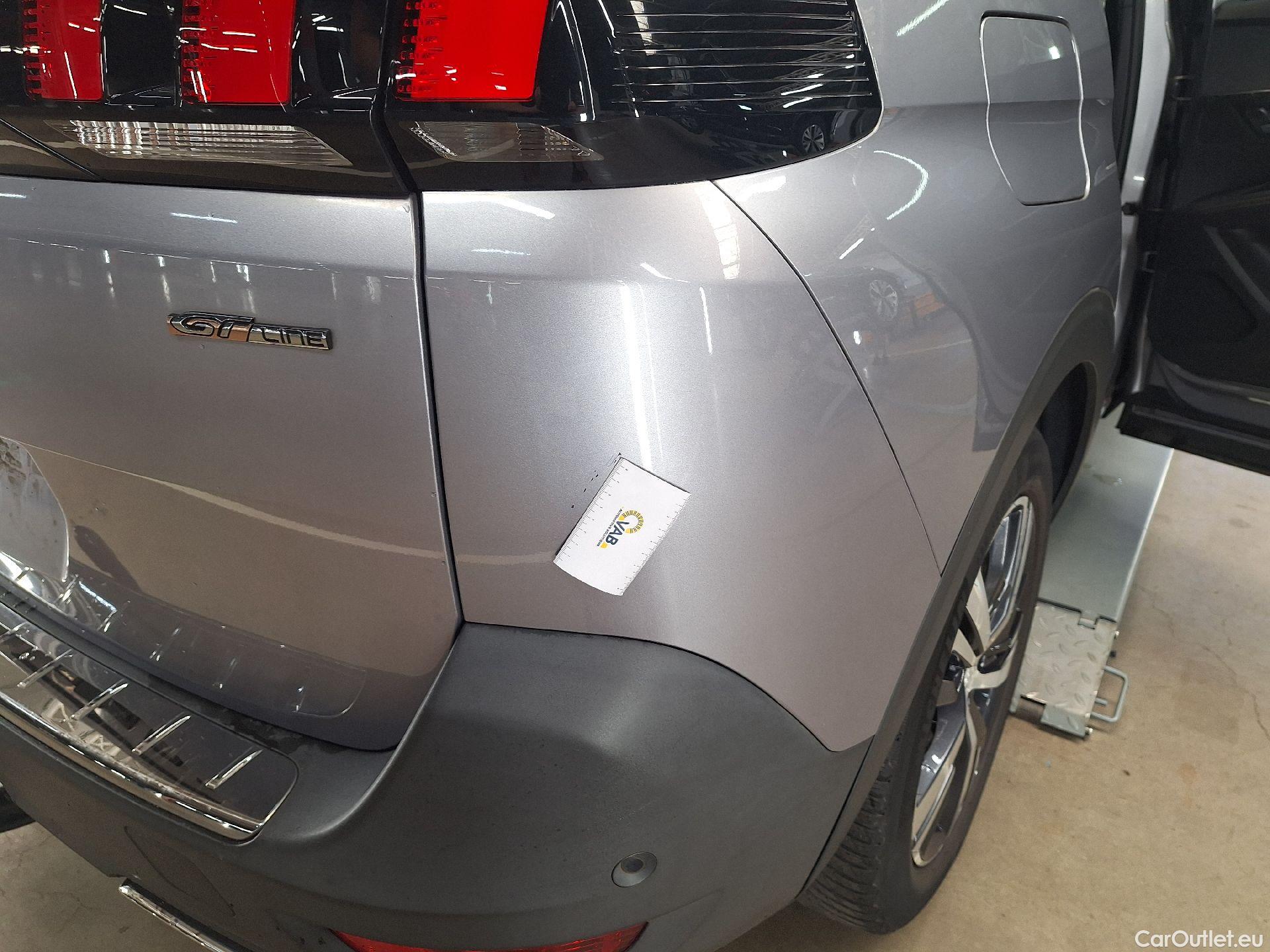  Peugeot  5008 Peugeot,  '16, Peugeot  1.2 PureTech 96kW S&S EAT8 GT Line 5d 7pl #13