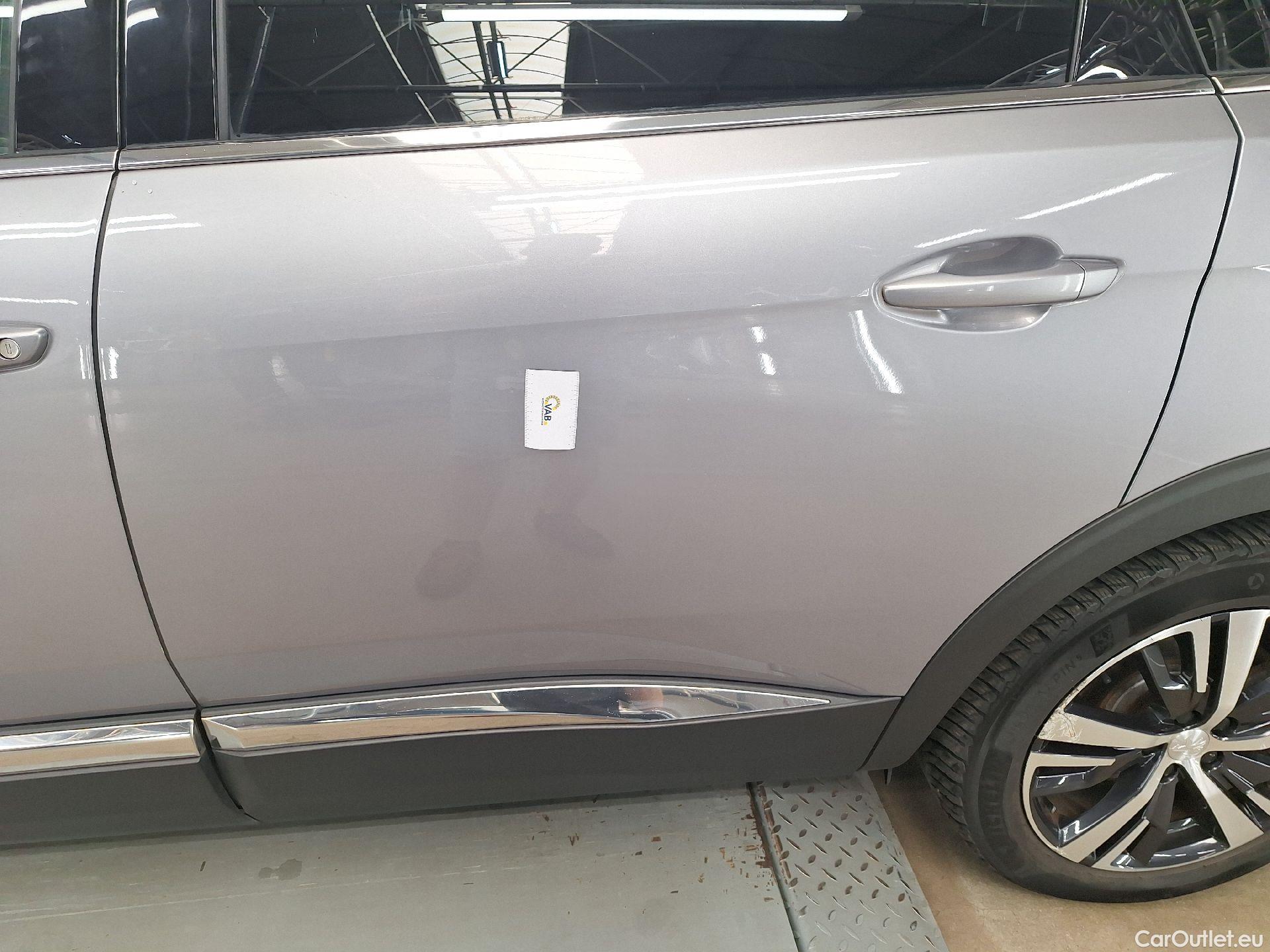  Peugeot  5008 Peugeot,  '16, Peugeot  1.2 PureTech 96kW S&S EAT8 GT Line 5d 7pl #9