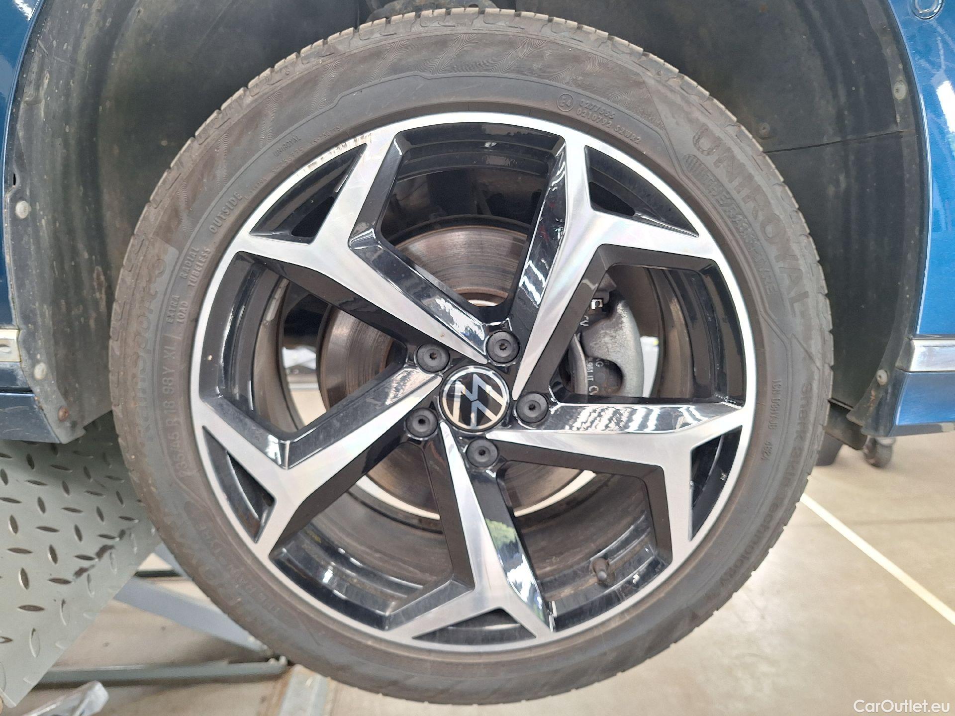  Volkswagen  Passat VW,  V FL'19 PHEV, Volkswagen  Variant 1.4 TSI DSG6 GTE Busines #24