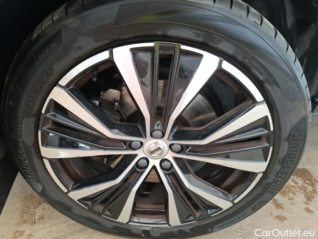  Volvo  XC60 VOLVO  / 2021 / 5P / SUV Rchrge T8 455 GT 8 Ultimate Style Chrome #3