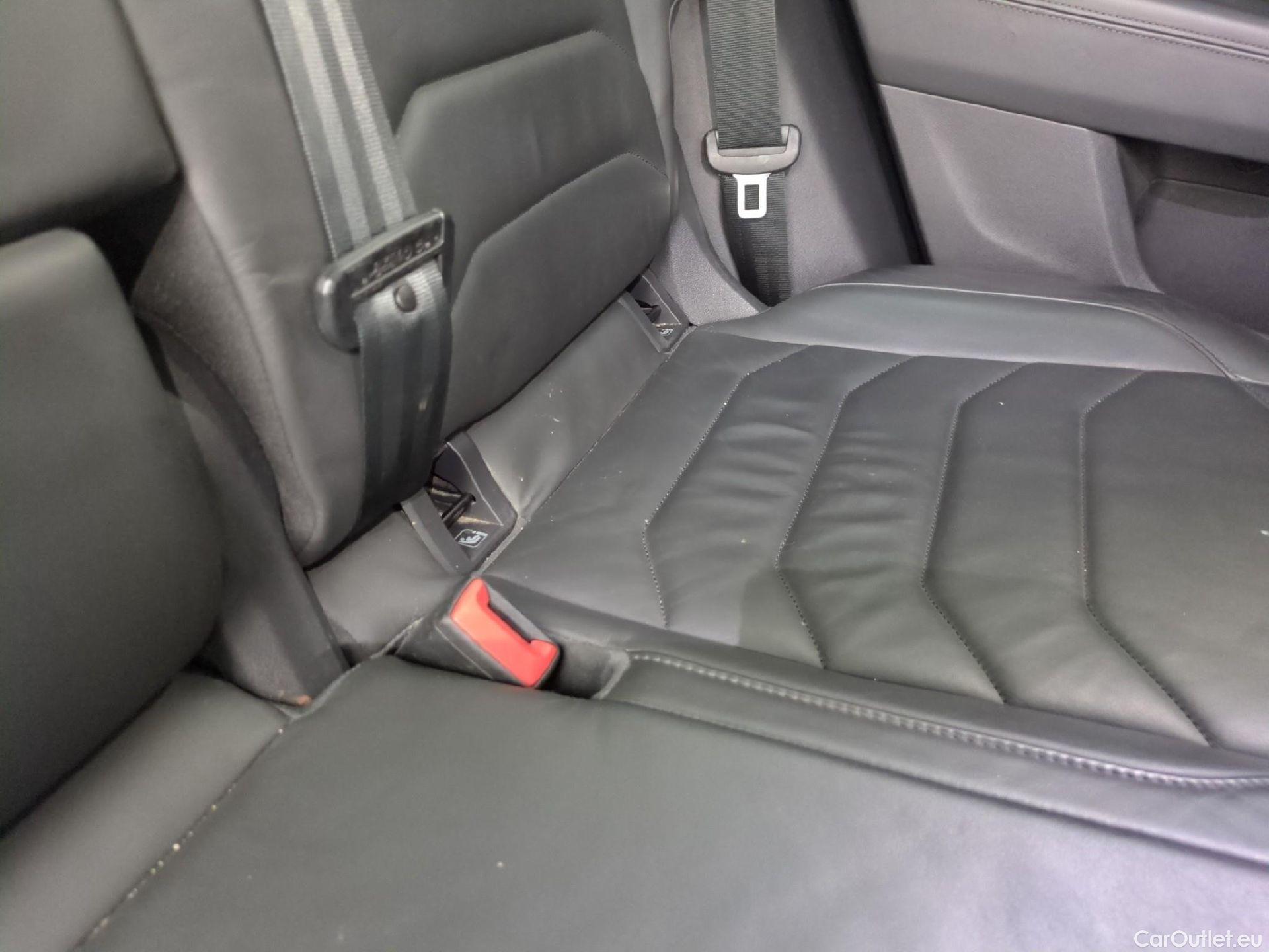  Volkswagen  Touareg  / 2018 / 5P / SUV 3.0 TSI 462ch eHybrid R #24