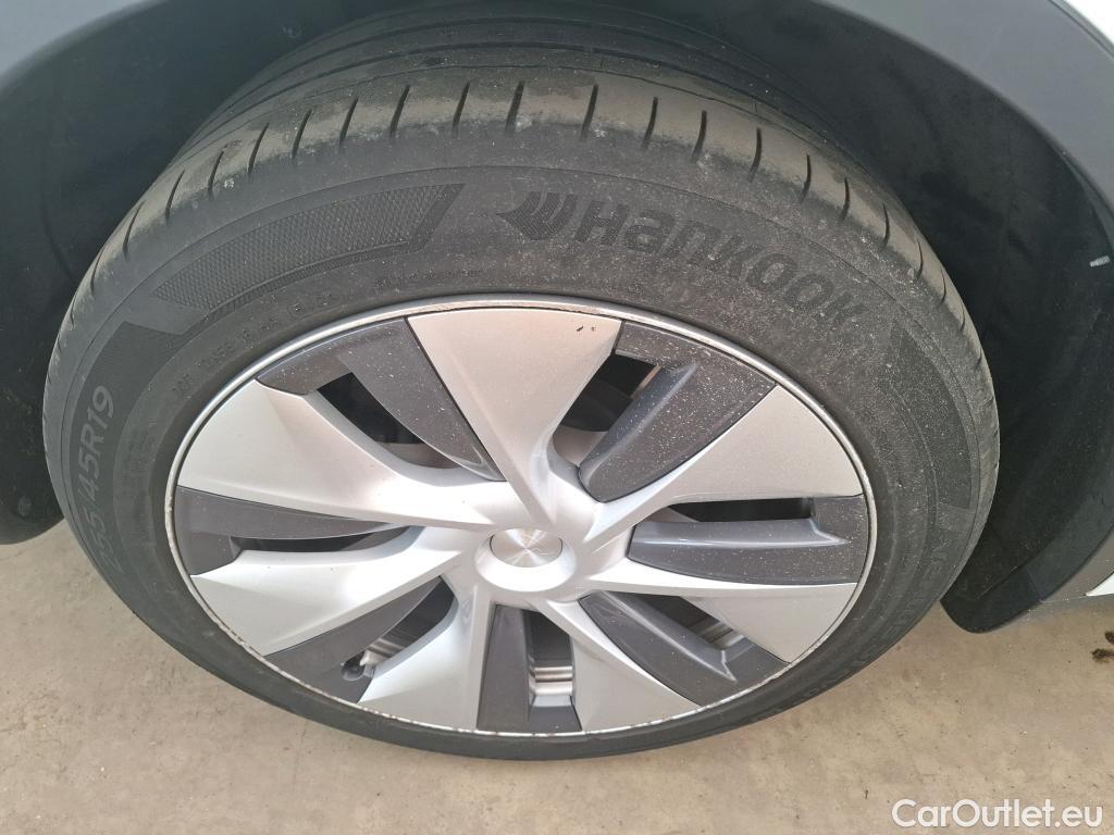  Tesla  Model Y TESLA  / 2020 / 5P / SUV Grande Autonomie Dual-Motor AWD #23