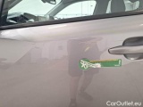  Peugeot  2008 PEUGEOT  / 2019 / 5P / CROSSOVER BLUEHDI 130 EAT8 ALLURE PACK S/S AUT. #65
