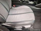  Peugeot  2008 PEUGEOT  / 2019 / 5P / CROSSOVER BLUEHDI 130 EAT8 ALLURE PACK S/S AUT. #81