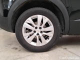  Peugeot  3008 PEUGEOT  / 2020 / 5P / SUV BLUEHDI 130 EAT8 SeS ACTIVE BUSINESS #18