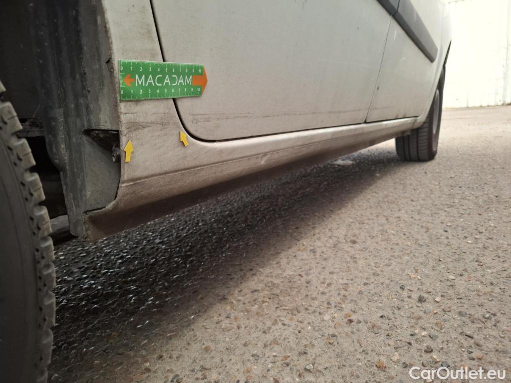  Renault  Kangoo RENAULT  Express / 2013 / 4P / Fourgonnette Extra R-Link dCi 90 #39