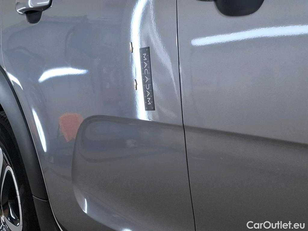  Citroen  C3  Plus 1.2 PureTech 80CV BVM5 6E #2