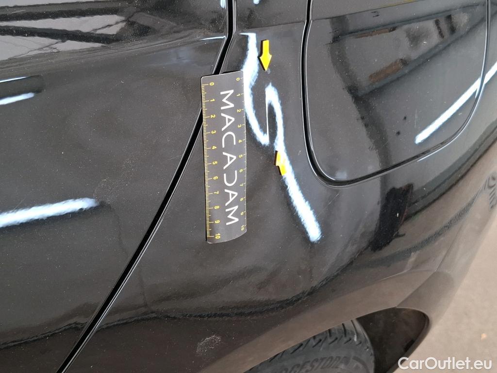  Mercedes  A-Klasse MERCEDES-BENZ Classe A Compact / 2018 / 5P / Berline A 250 e AMG Line 8G-DCT #8