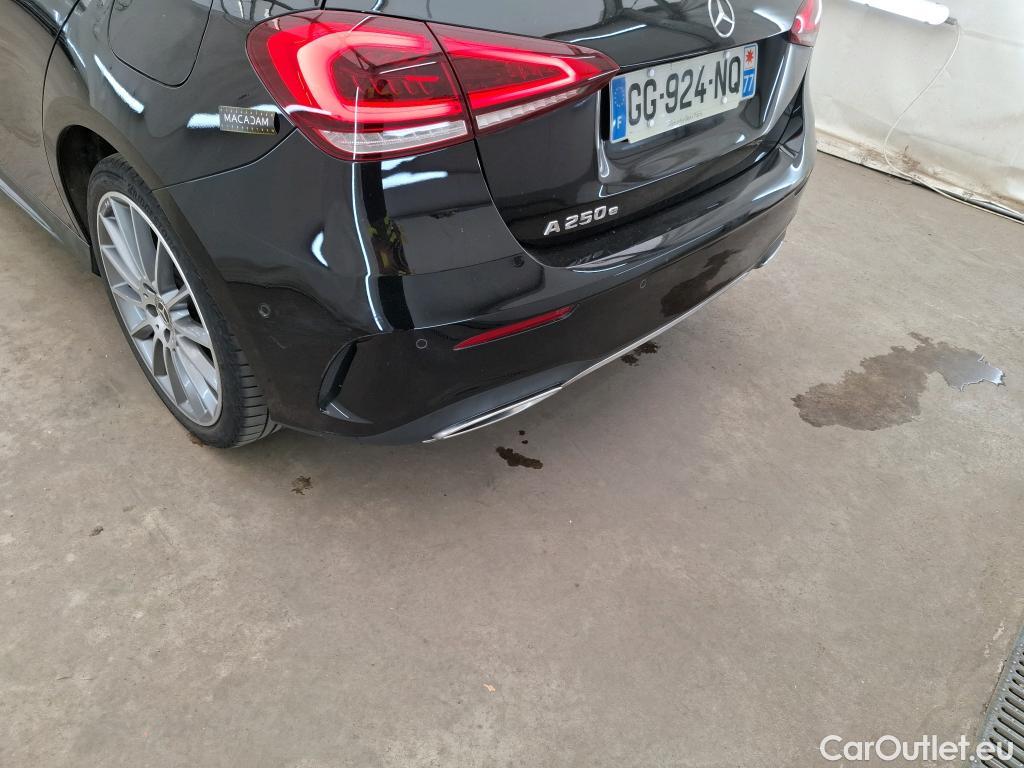  Mercedes  A-Klasse MERCEDES-BENZ Classe A Compact / 2018 / 5P / Berline A 250 e AMG Line 8G-DCT #23