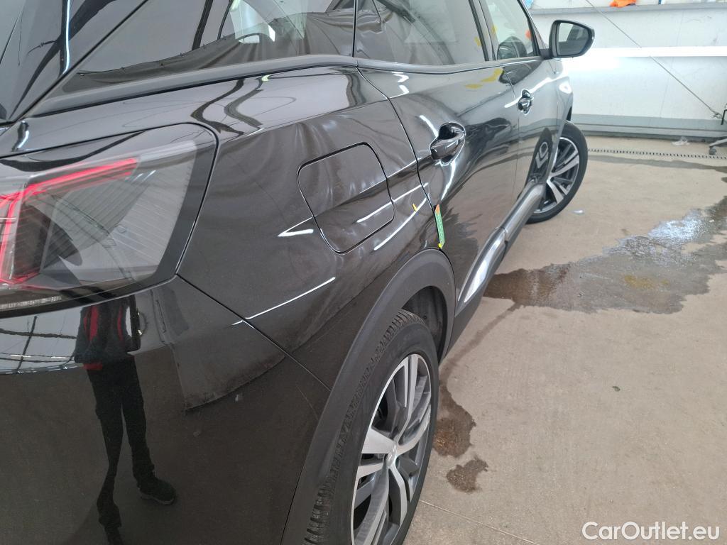  Peugeot  3008 PEUGEOT  / 2020 / 5P / SUV 1.6 HYBRID 225 E-EAT8 Allure Pack #3