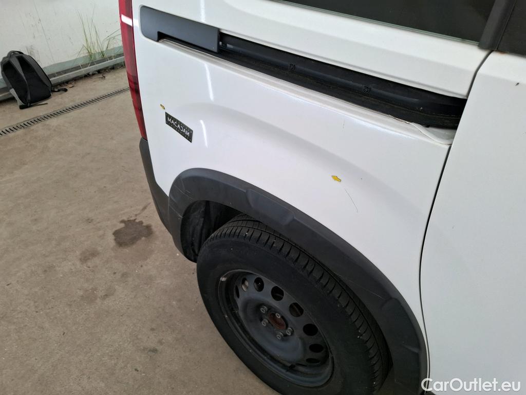 Peugeot  RIFTER  Active L1 1.2 PureTech 110 CV #45