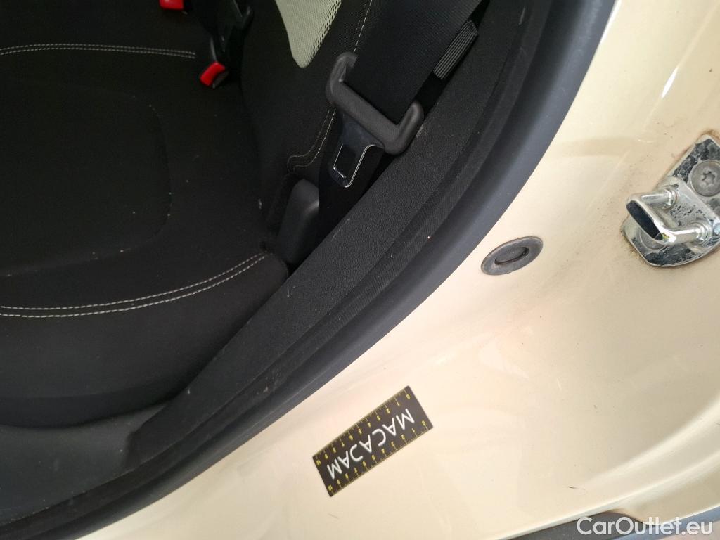  Renault  Captur  Business 0.9 TCe 90CV BVM5 E6 #23