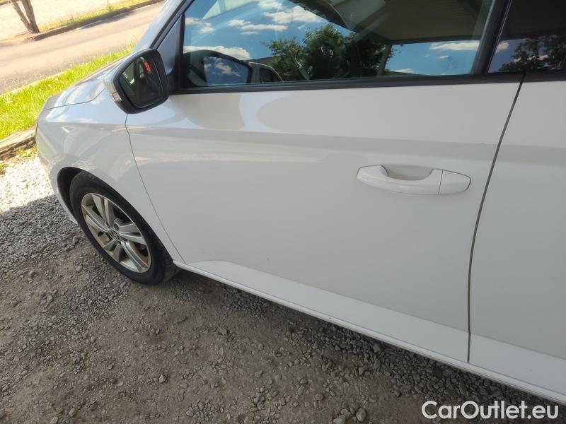  Skoda  Fabia  Combi (2015) Com.1.0TSI 70 Ambition 5d #2