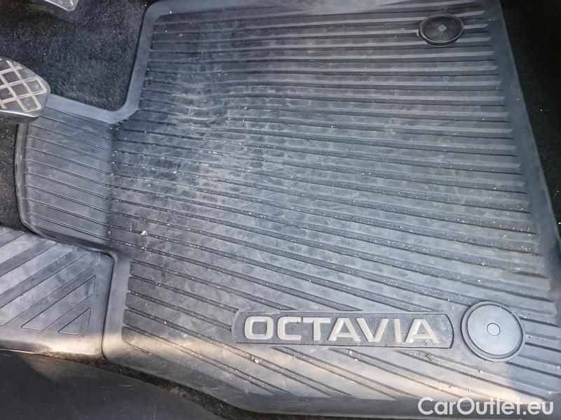 Skoda  Octavia  Combi (NX3)(2020) Oct.Combi 2.0TDI 110 Style #3