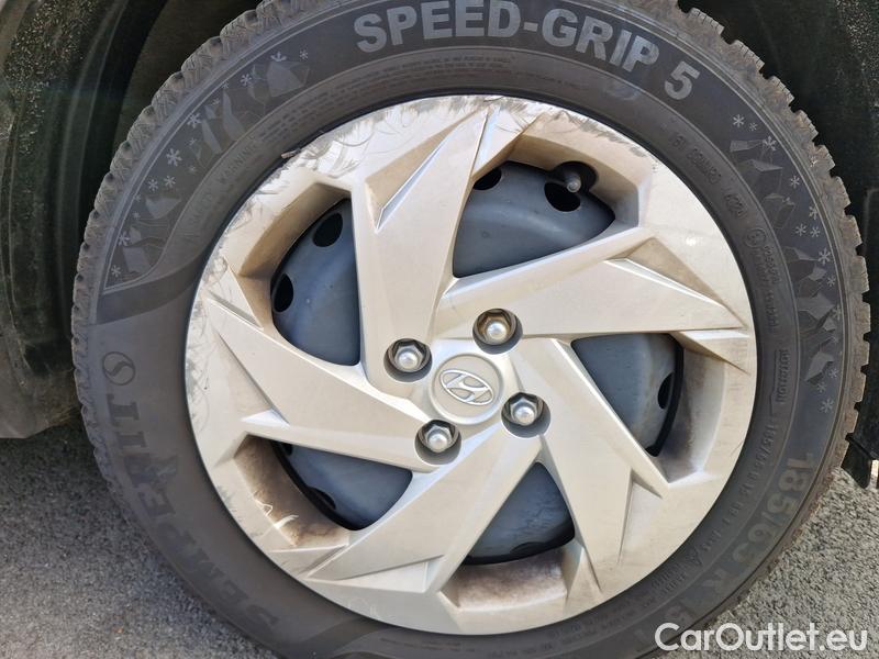  Hyundai  Bayon   (2021)  1.2i Comfort Club 5d #3