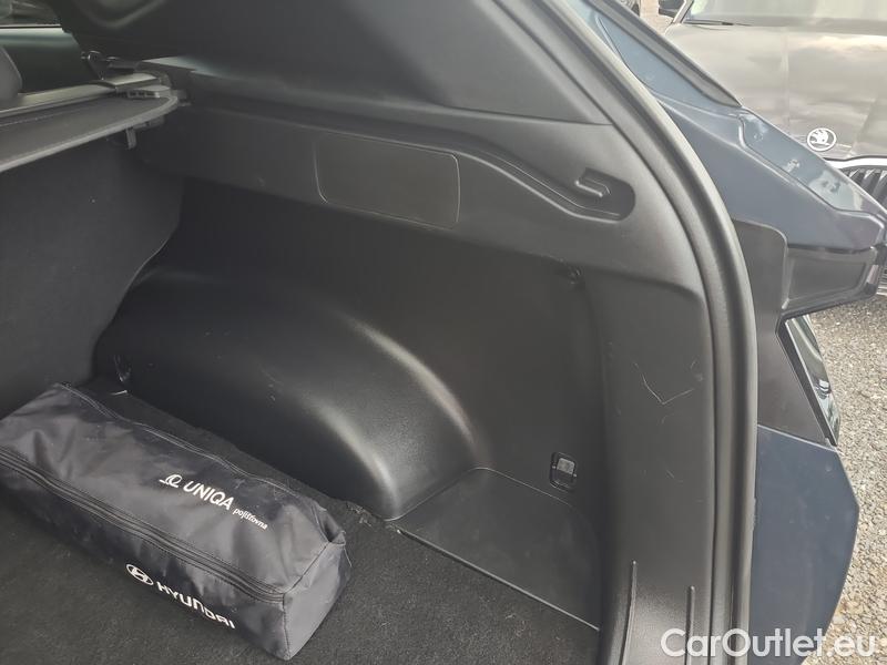  Hyundai  Tucson   (NX)(2020) Tuc.1.6 HEV 169 Smart AT #13