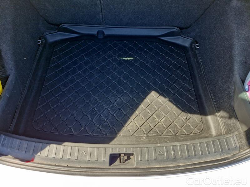  Skoda  Scala  (NW) (2019)  1.0 TSI 81 125 LET #14