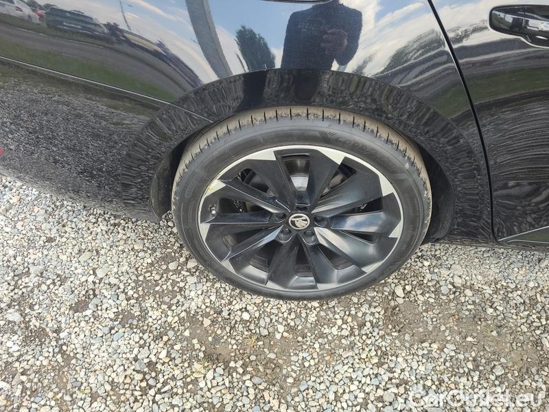  Skoda  Superb  Combi (3V5)(2015) Sup.c.2.0TDI 147 SportLi Aut #14