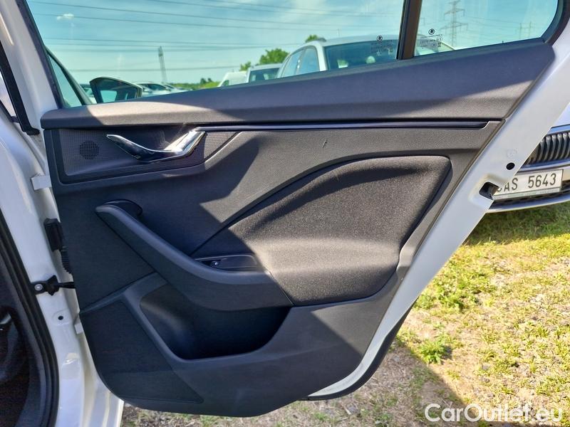  Skoda  Scala  (NW) (2019)  1.0 TSI 81 125 LET #20