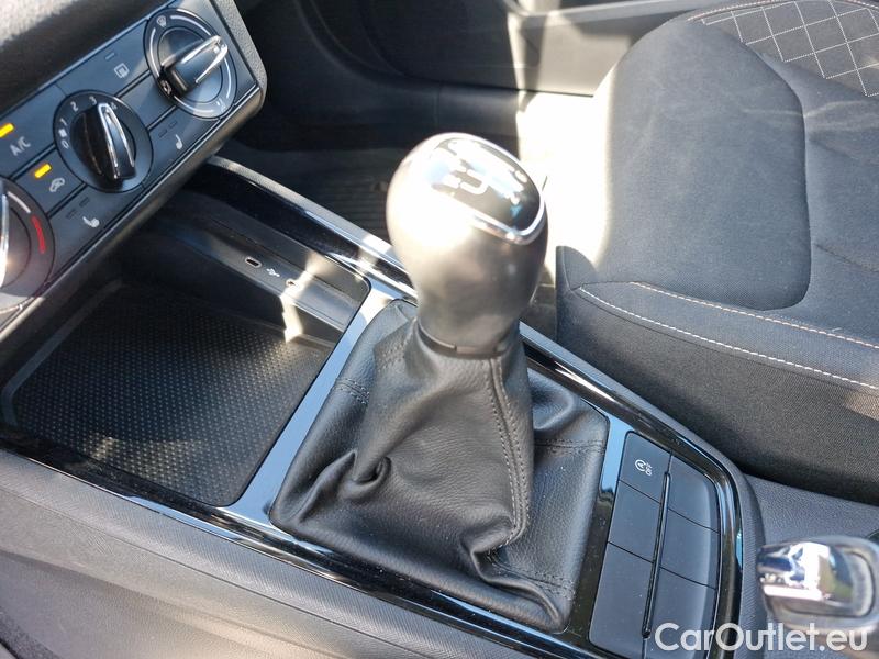  Skoda  Scala  (NW) (2019)  1.0 TSI 81 125 LET #8