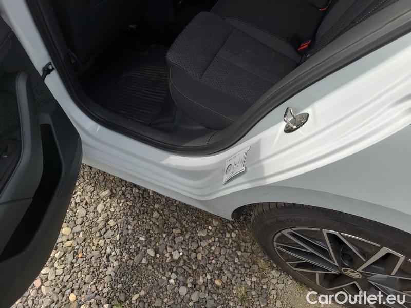  Skoda  Octavia  Lim. (NX3)(2020)  2.0TDI 85 Style 5d #25