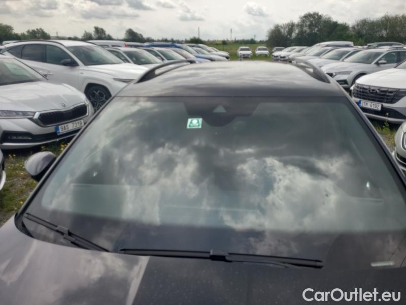  Skoda  Superb  Combi (3V5)(2015) Sup.c.2.0TDI 147 SportLi Aut #1