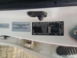  Toyota  Hilux  (2016)  2.4D4D Active DC 4x4 #11