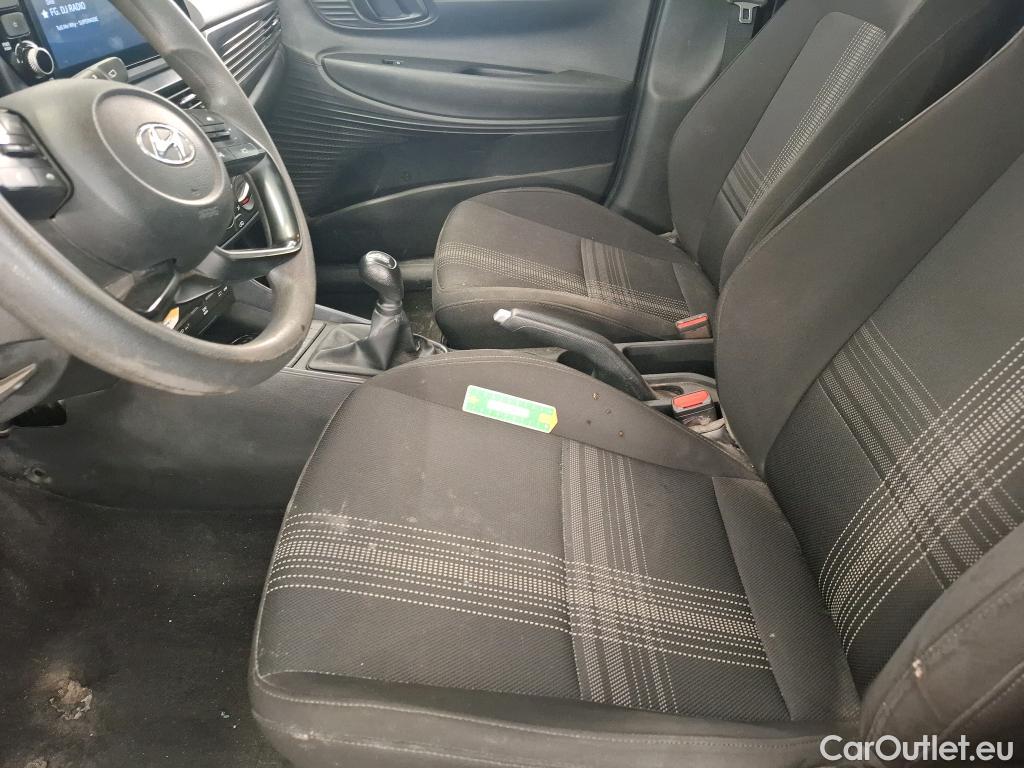  Hyundai  i20  Initia 1.2 85CV BVM5 E6d / TRANSFO VP/VF #30