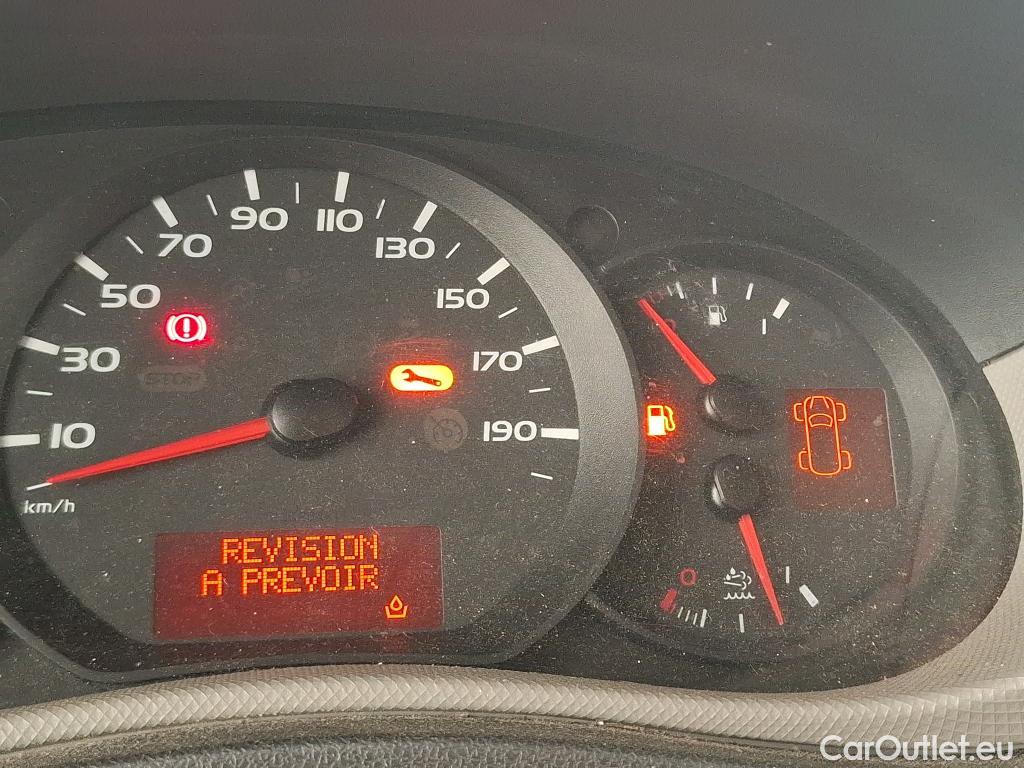  Renault  Master  III Fourgon L2H2 3 3 Grand Confort dCi 130CV BVM6 E6 #31