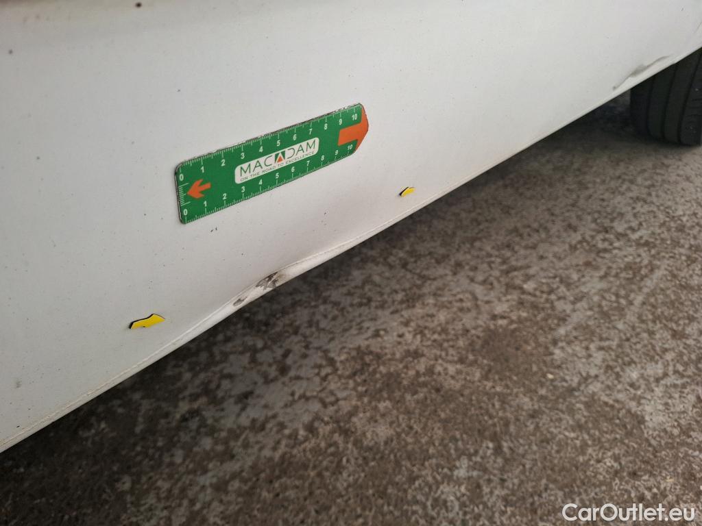  Renault  Master  III Fourgon L2H2 3 3 Grand Confort dCi 130CV BVM6 E6 #2