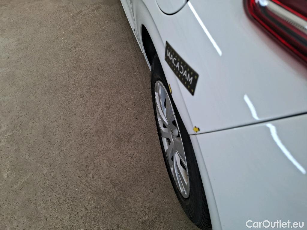  Peugeot  208 PEUGEOT  Affaire / 2015 / 5P / Berline &BlueHDi 100 €6.c S&S PREMIUM #5