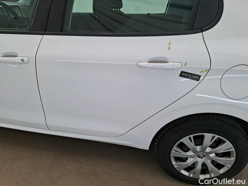  Peugeot  208 PEUGEOT  Affaire / 2015 / 5P / Berline &BlueHDi 100 €6.c S&S PREMIUM #22