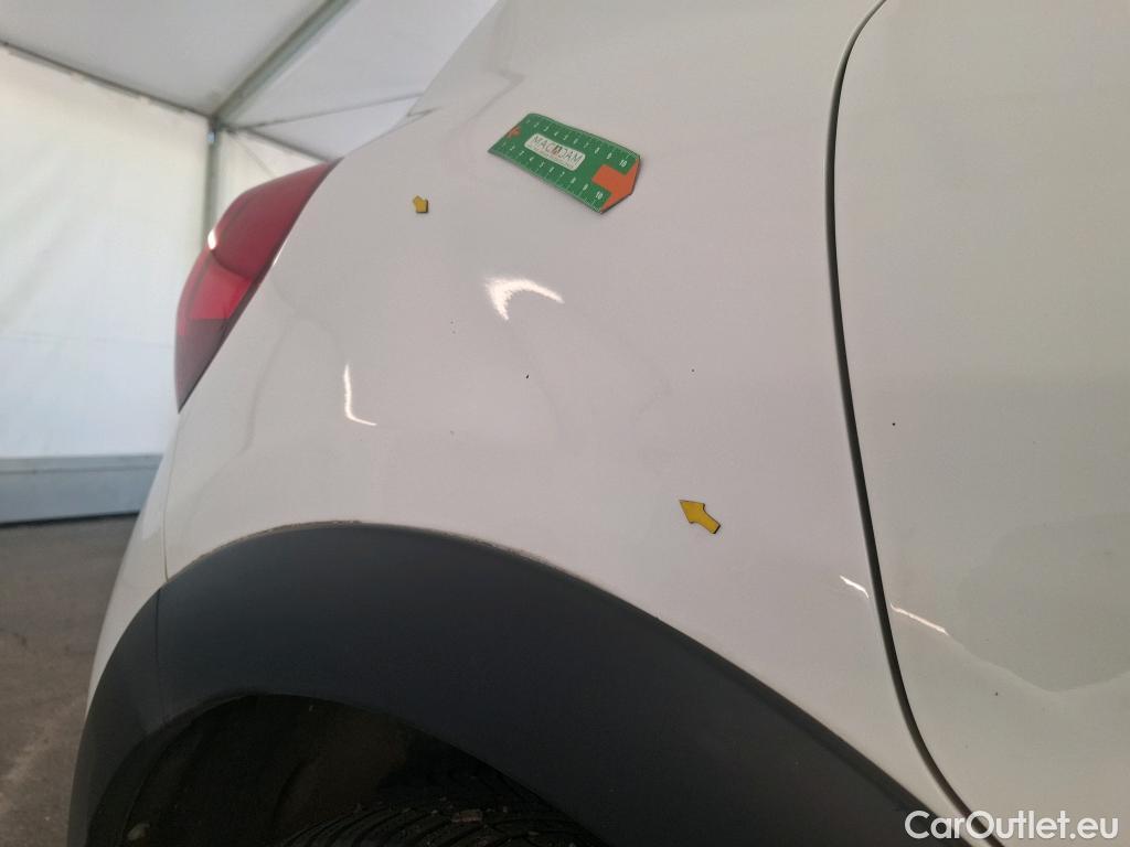  Citroen  C3  Société Feel 1.5 BlueHDI 100CV BVM5 E6dT #4
